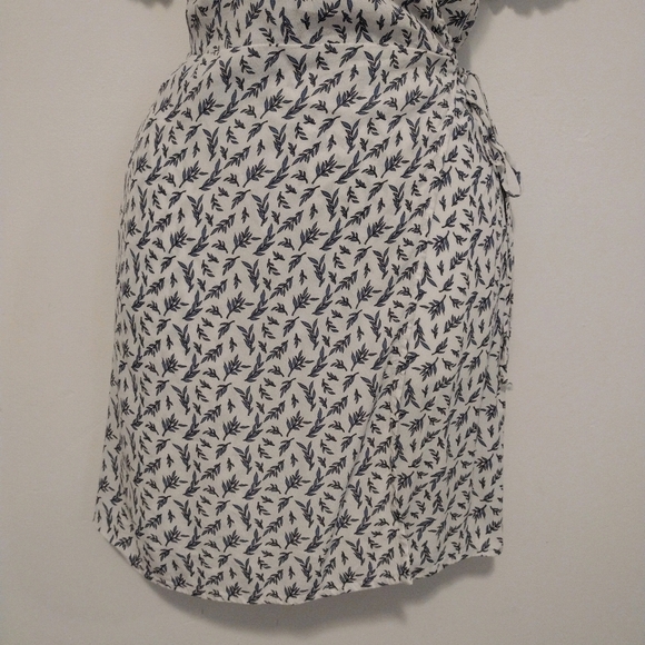 Cotton On - Floral Print Wrap Style Mini Dress - Picture 5 of 13